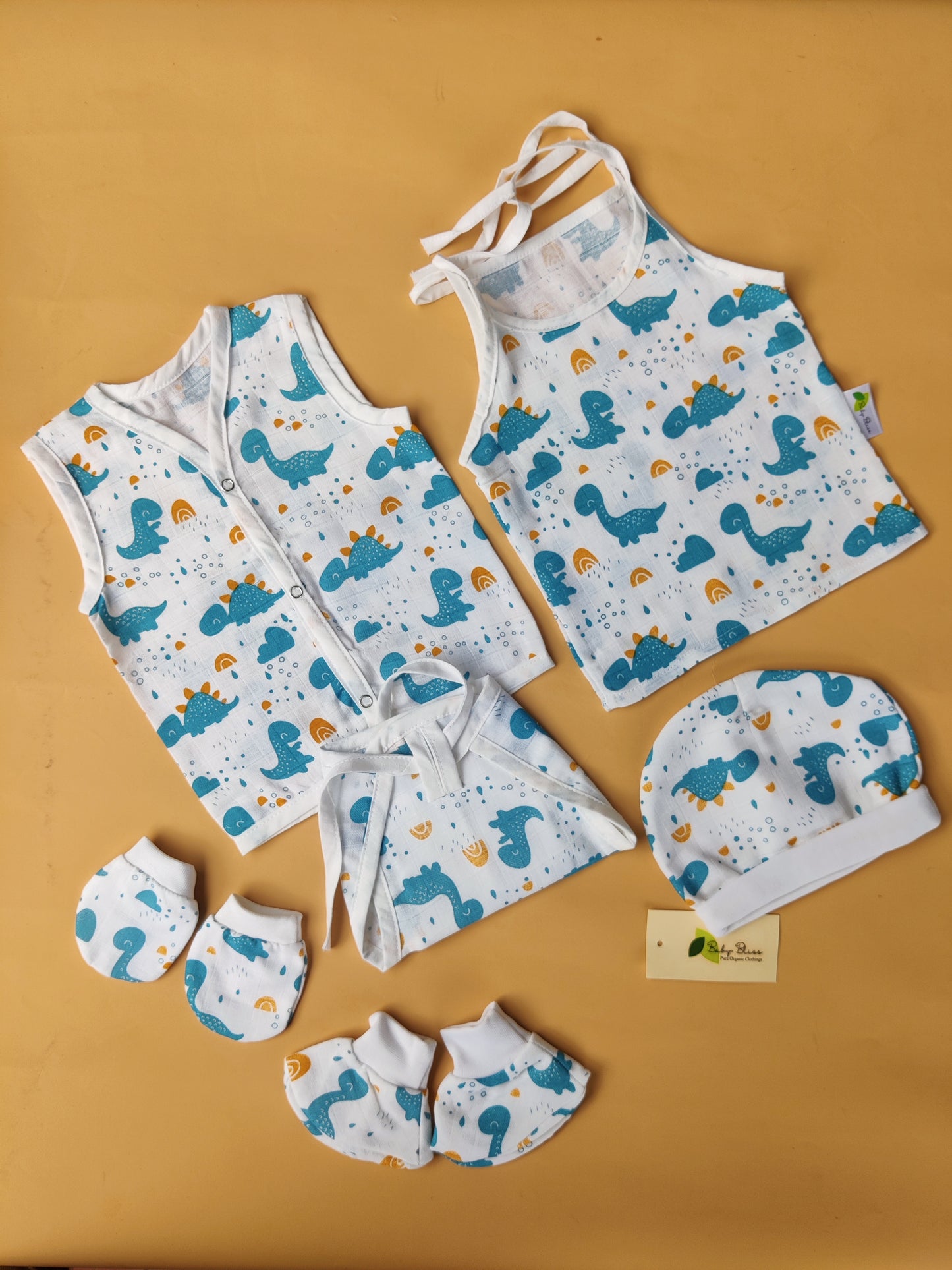 Muslin New Born Essential Kit