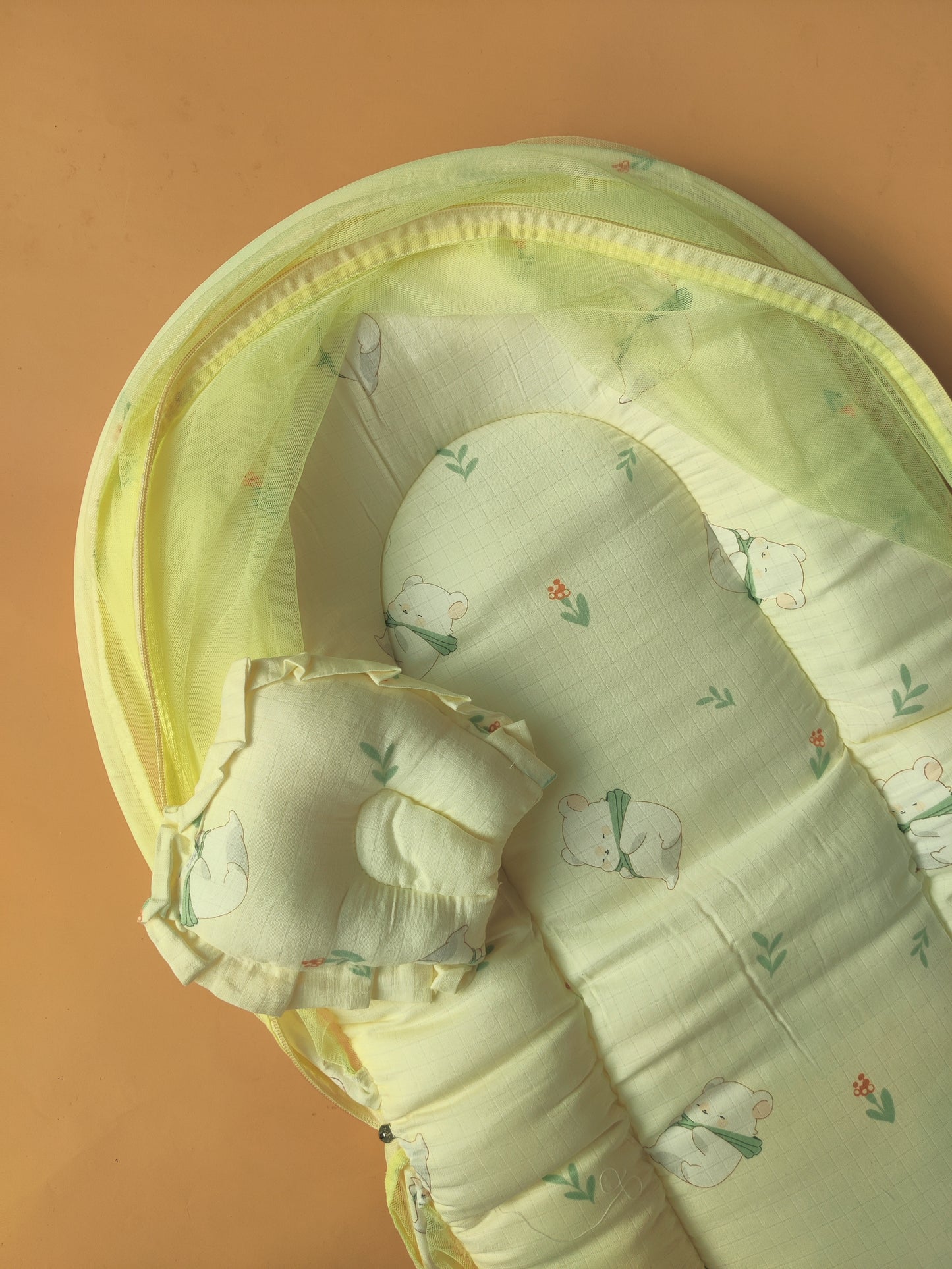 Muslin Baby Bed with Foldable Mosquito Net