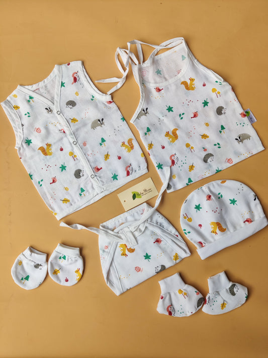 Muslin New Born Essential Kit