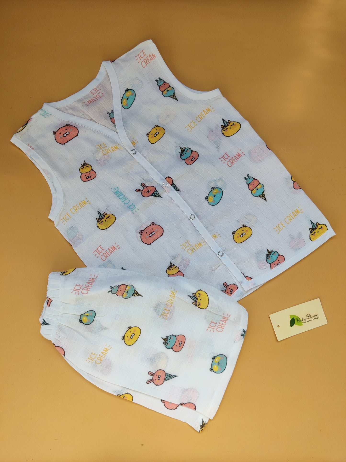 Muslin Sleeveless Jabla + Shorts ( 1-3 Yrs)