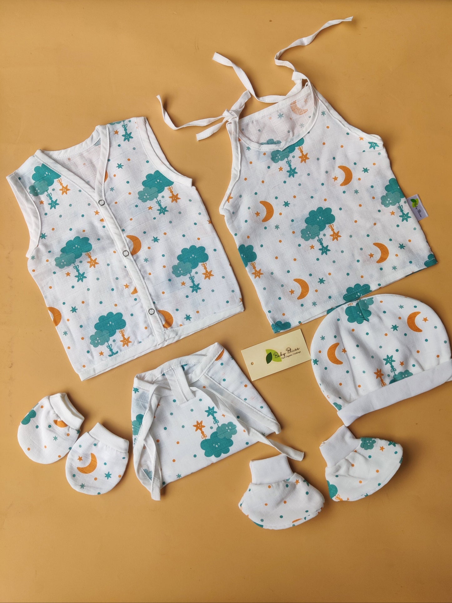 Muslin New Born Essential Kit