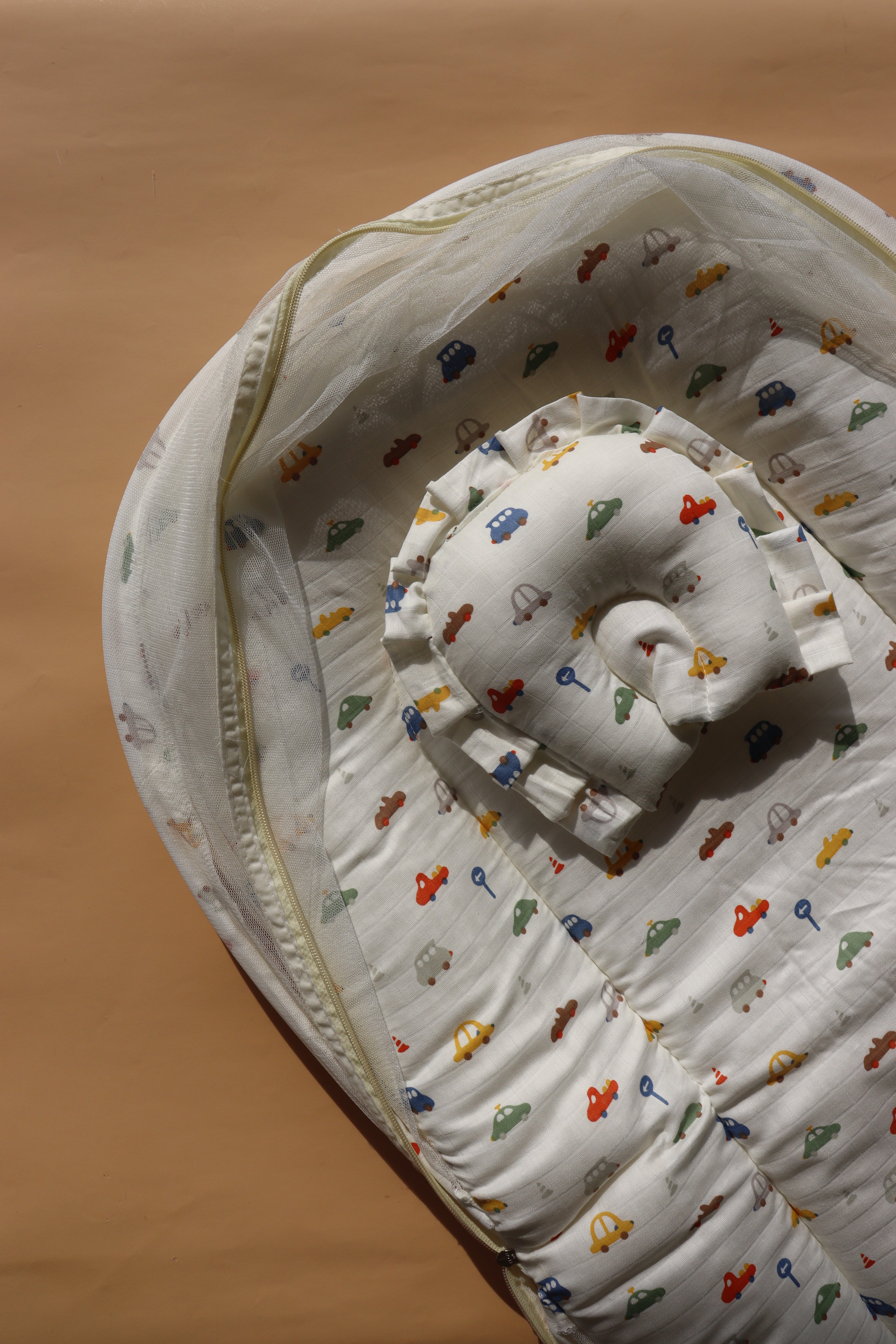 Muslin Baby Bed with Foldable Mosquito Net