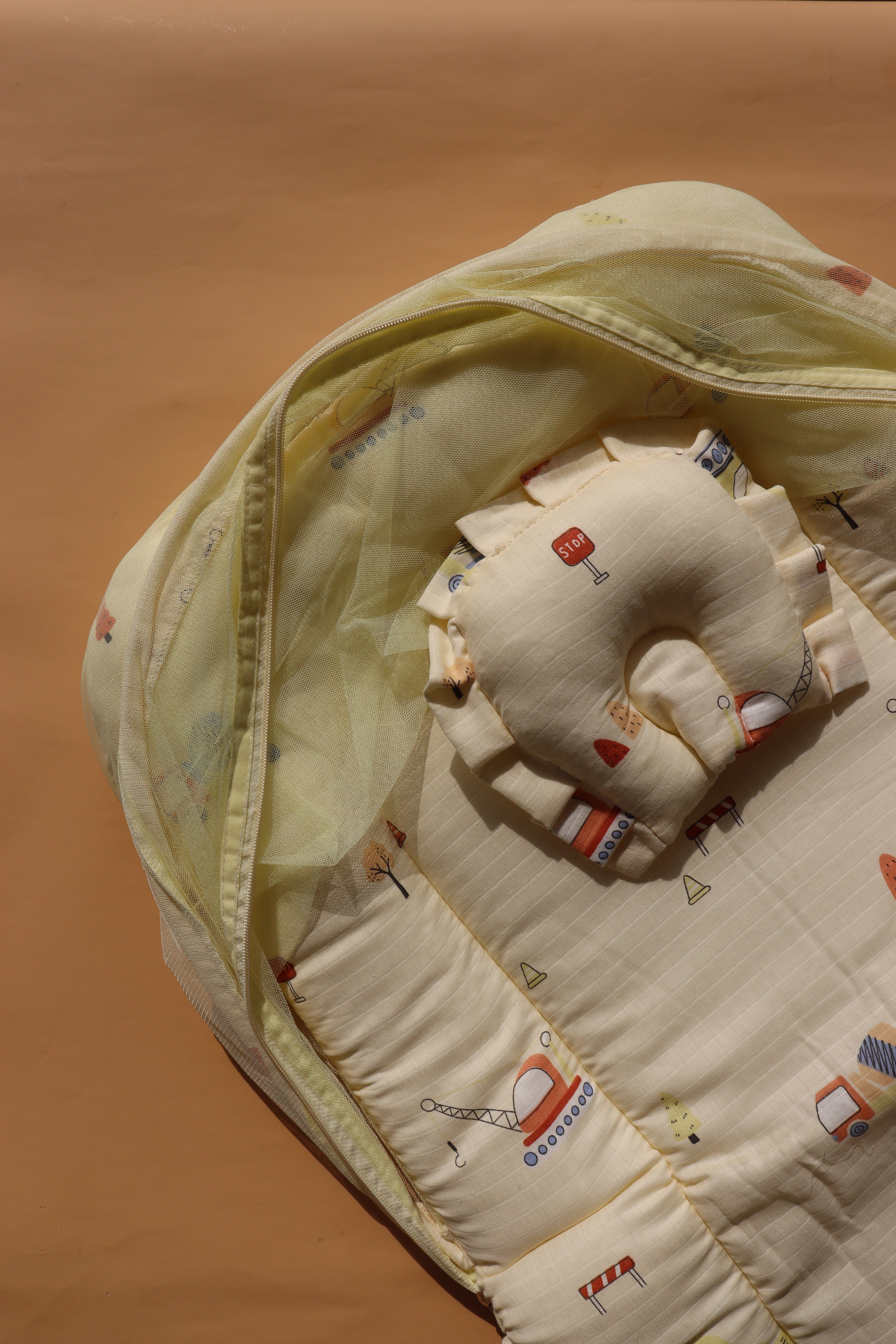 Muslin Baby Bed with Foldable Mosquito Net