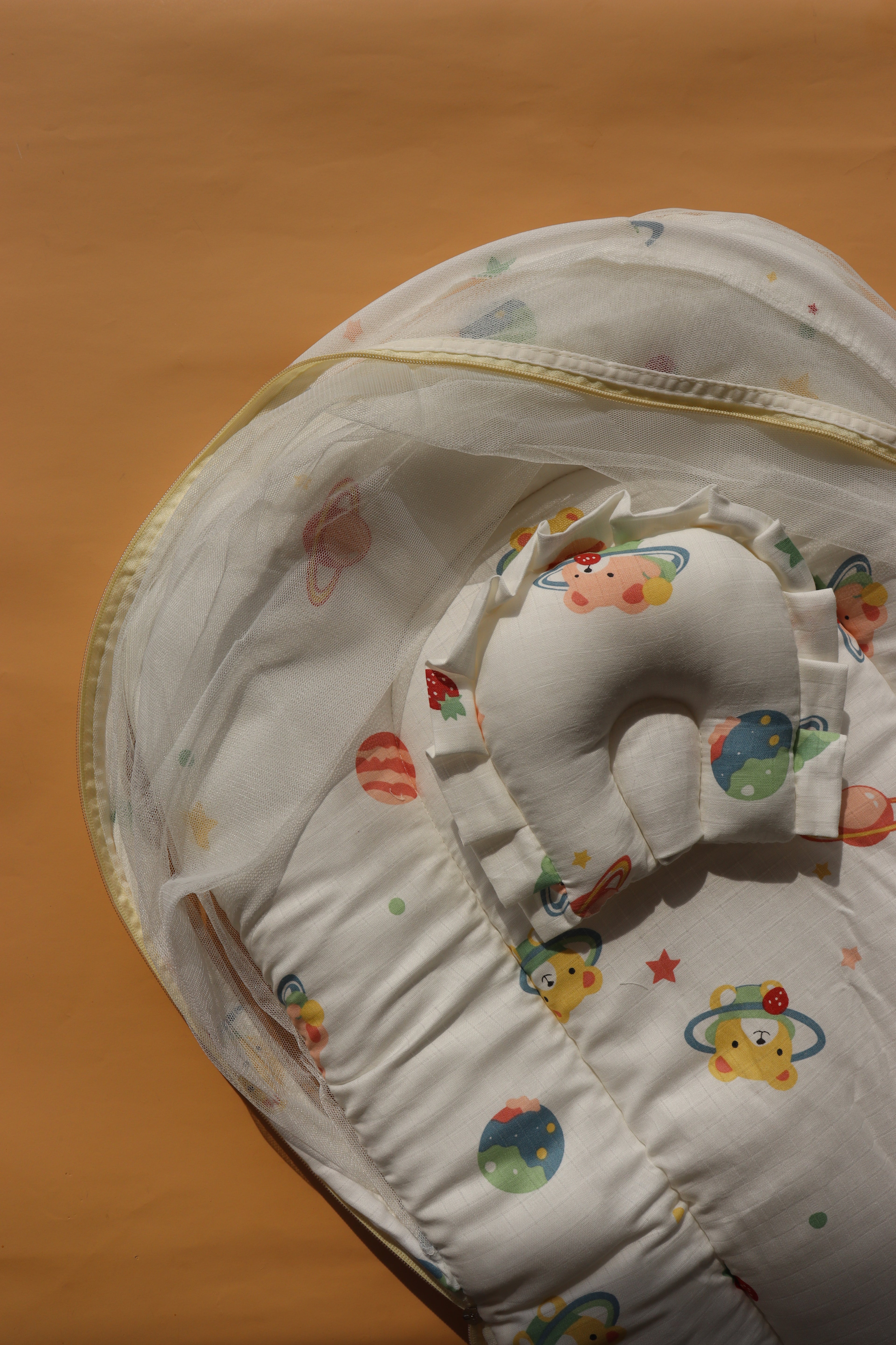 Muslin Baby Bed with Foldable Mosquito Net