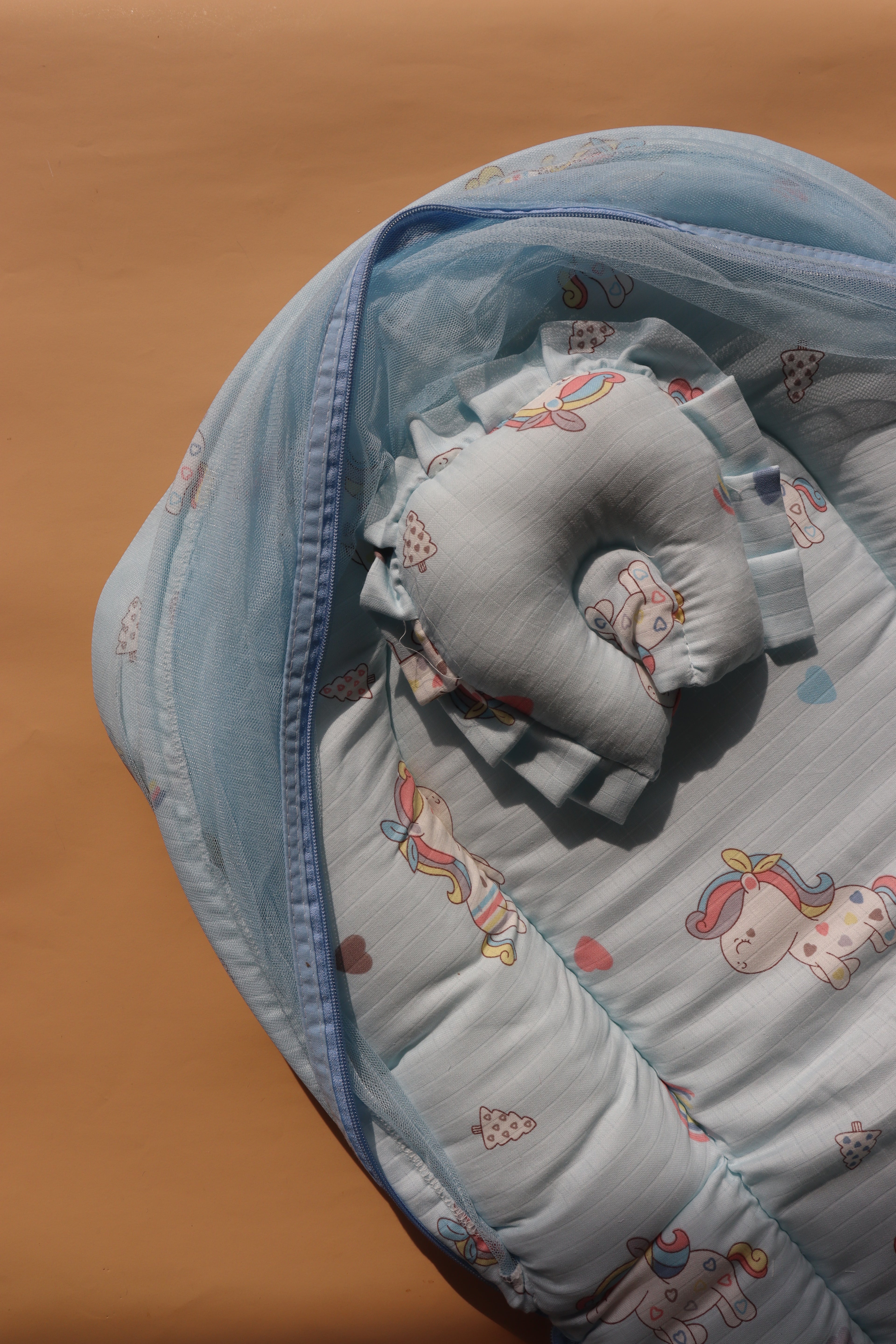 Muslin Baby Bed with Foldable Mosquito Net