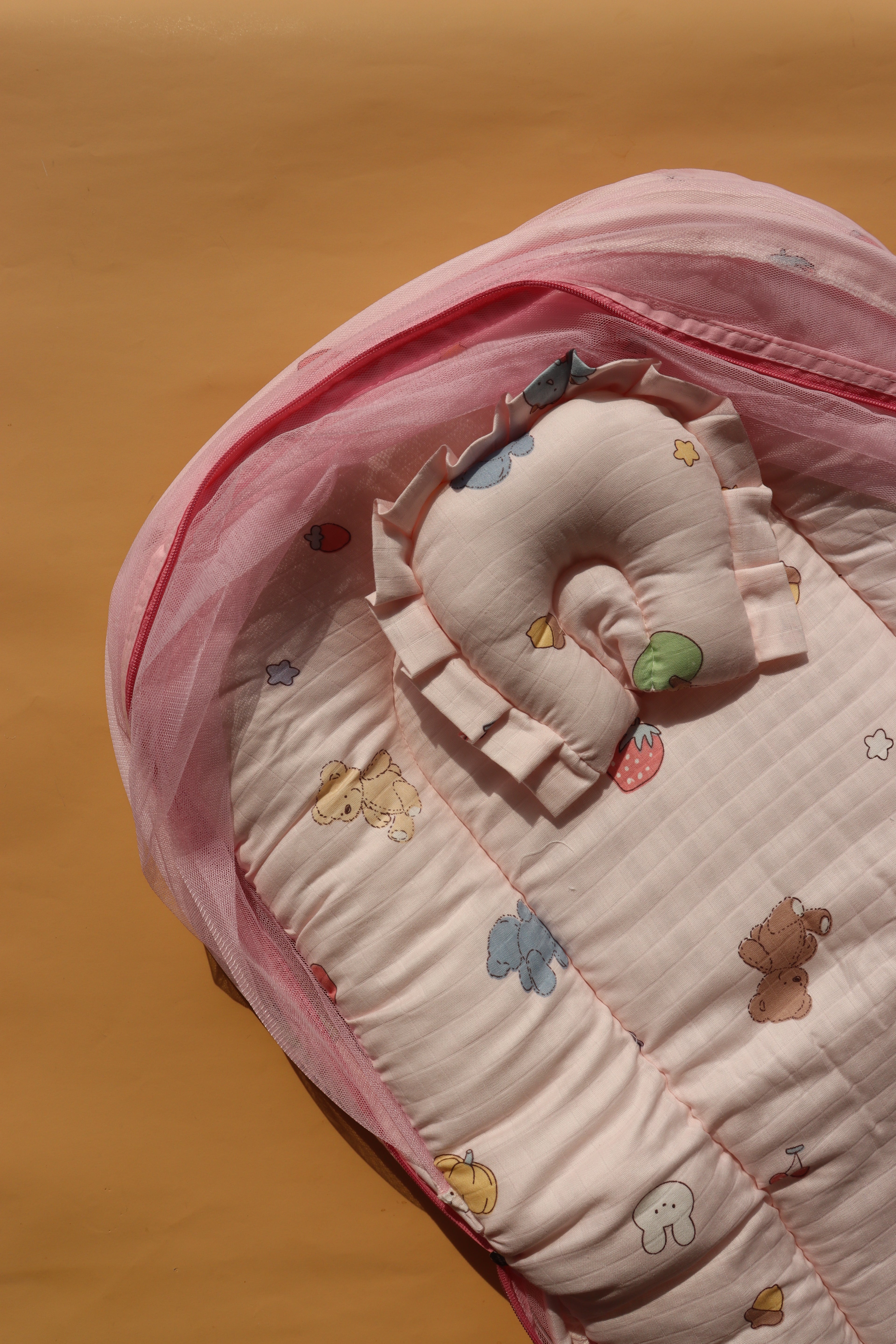 Muslin Baby Bed with Foldable Mosquito Net