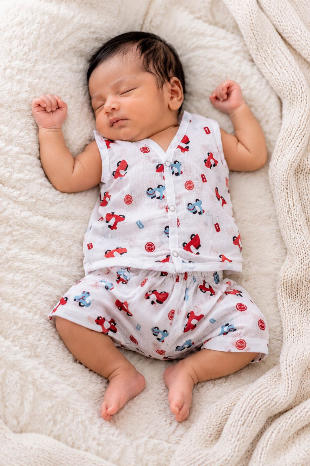 Muslin Sleeveless Jabla + Shorts ( NB)