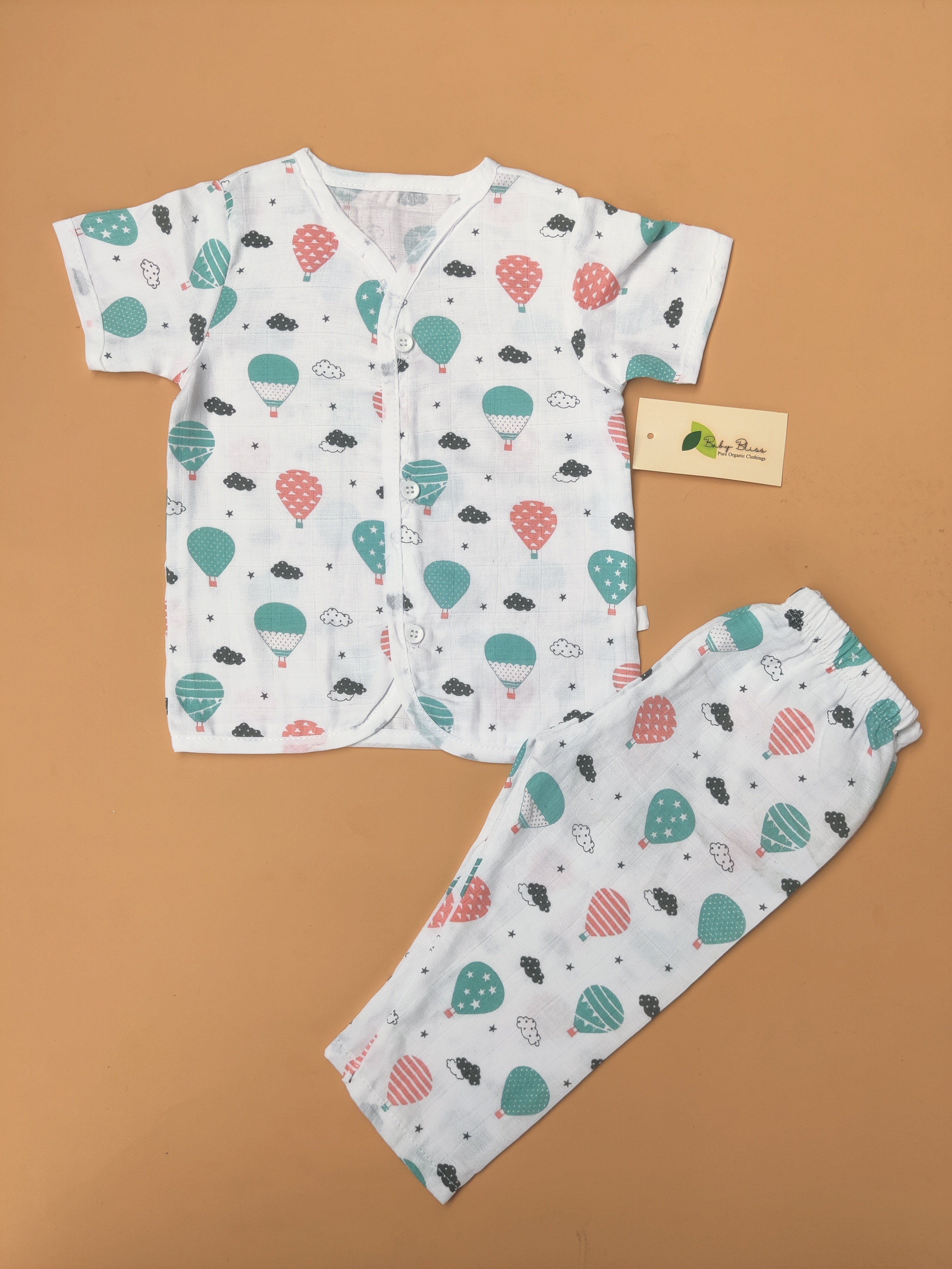 Muslin Half Sleeve + Pant ( Regular Button ) (0- 6 Months )
