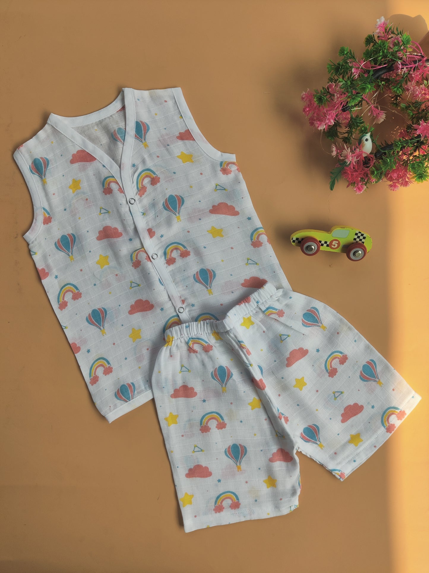 Muslin Sleeveless Jabla + Shorts ( 6 m - 12 m)