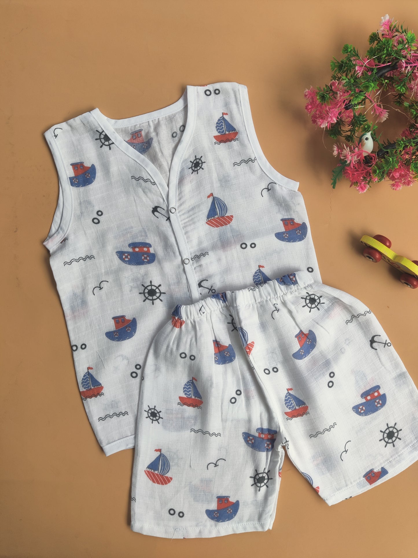 Muslin Sleeveless Jabla + Shorts ( 2-3 yrs)