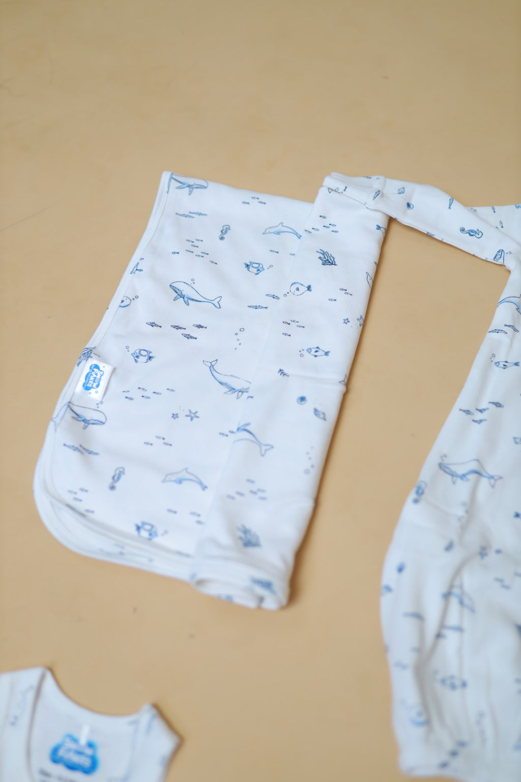 Organic cotton New Born Kit - Dolphin