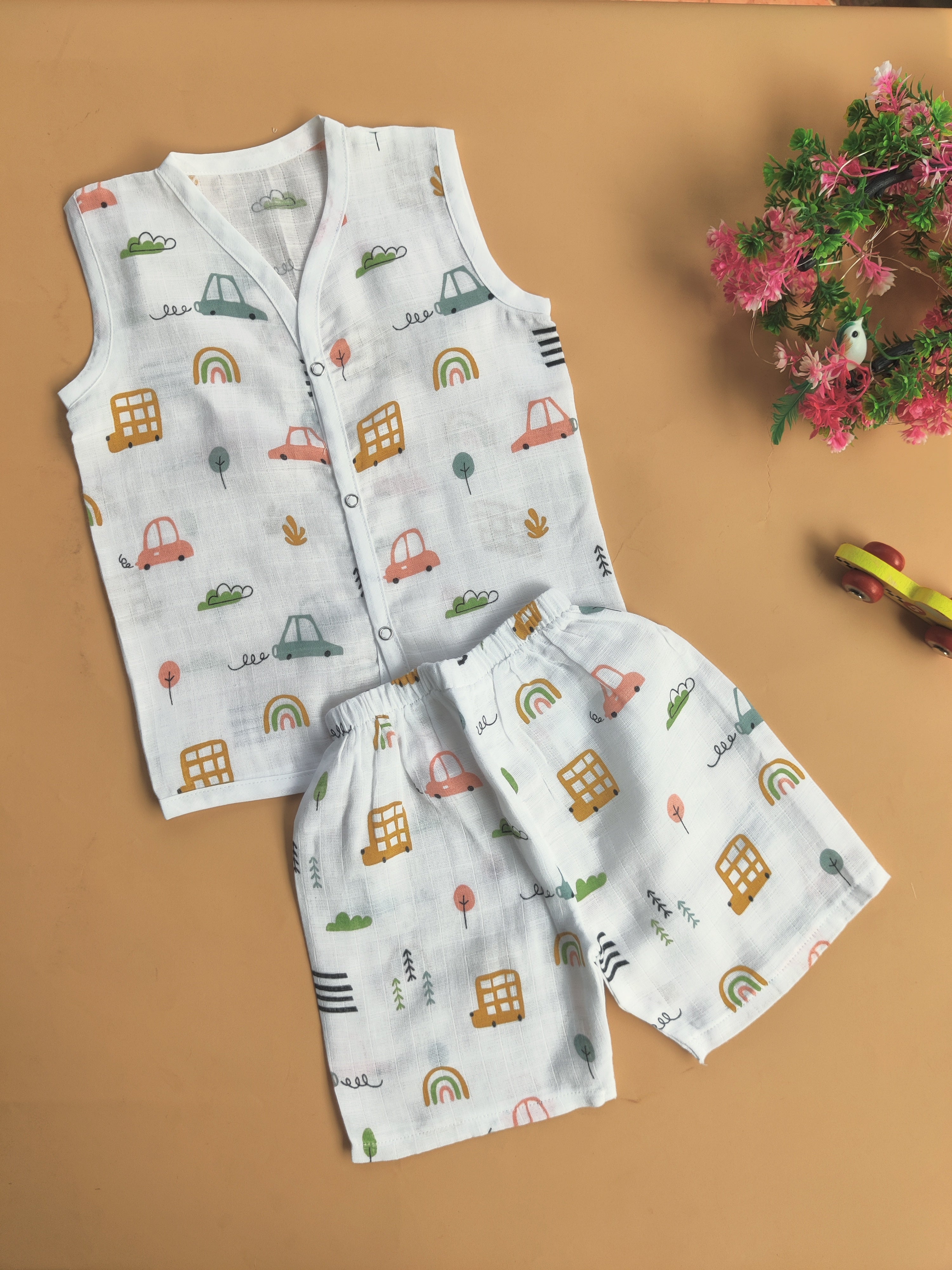 Muslin Sleeveless Jabla + Shorts ( 6 m - 12 m)
