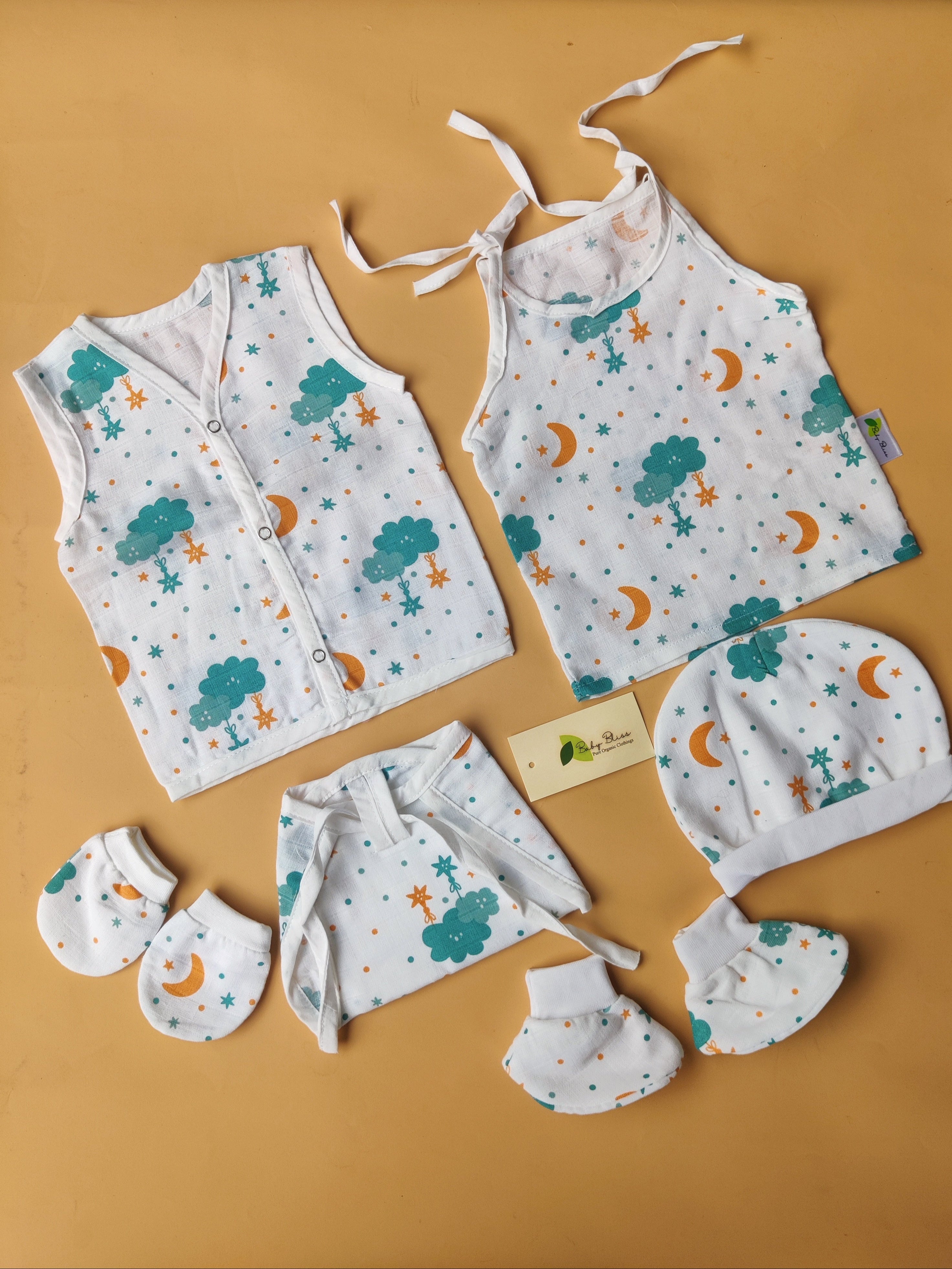 Muslin New Born Essential Kit